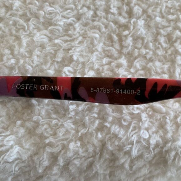 Foster Grant Women's Pink Cateye Sunglasses‎ - Picture 5 of 8